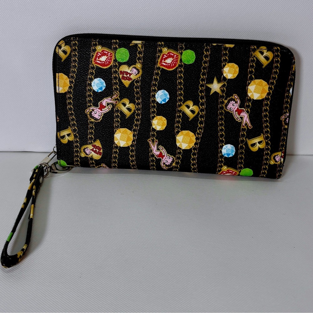 Betty Boop Wallet Zip Around Wristlet Chain All Over Print Gems Black Women NWOT
